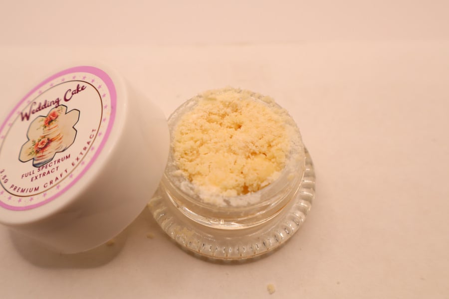 wedding cake thca sugar wax open